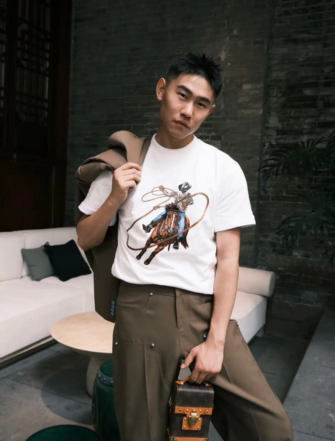Louis Vuitton/